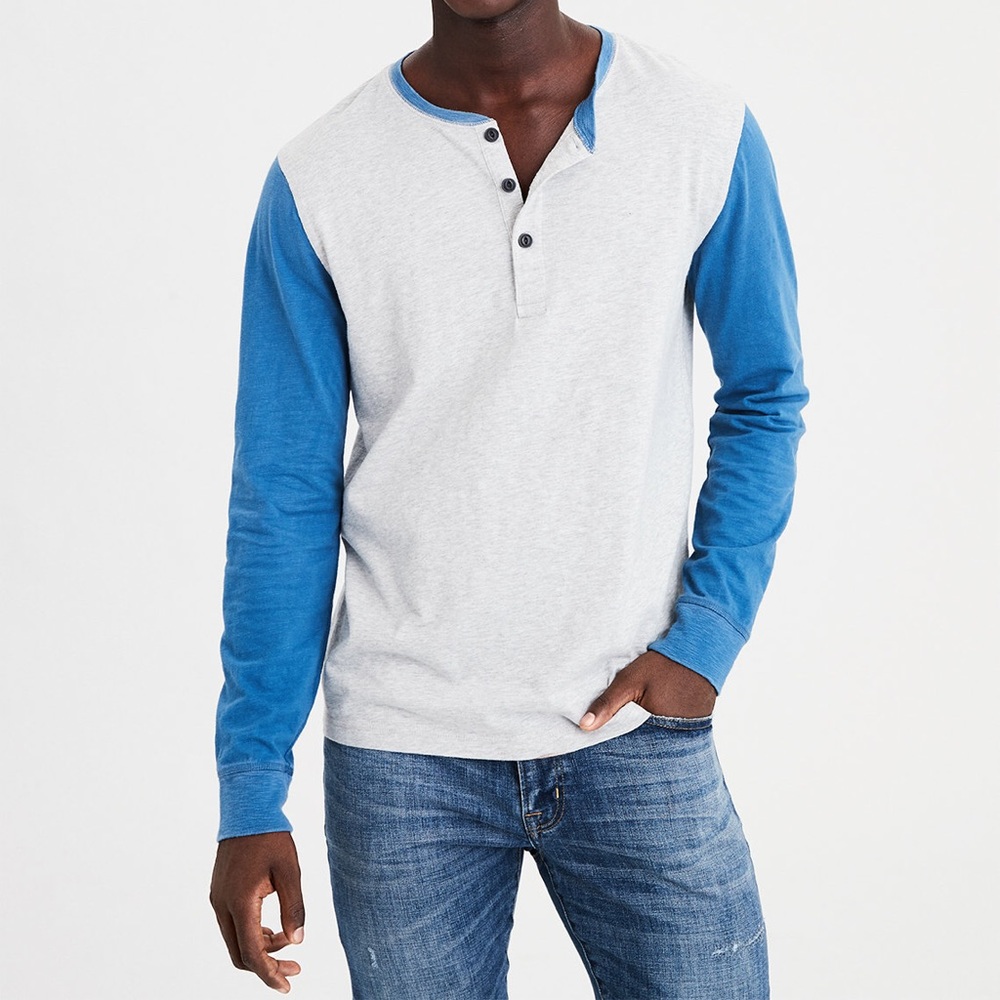 NWT AEO HENLY LONG SLEVE